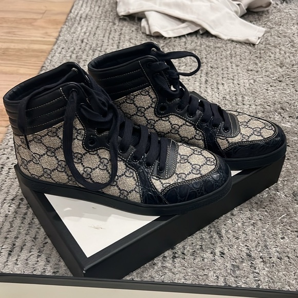 Gucci sneakers size 7.5 - Picture 2 of 10